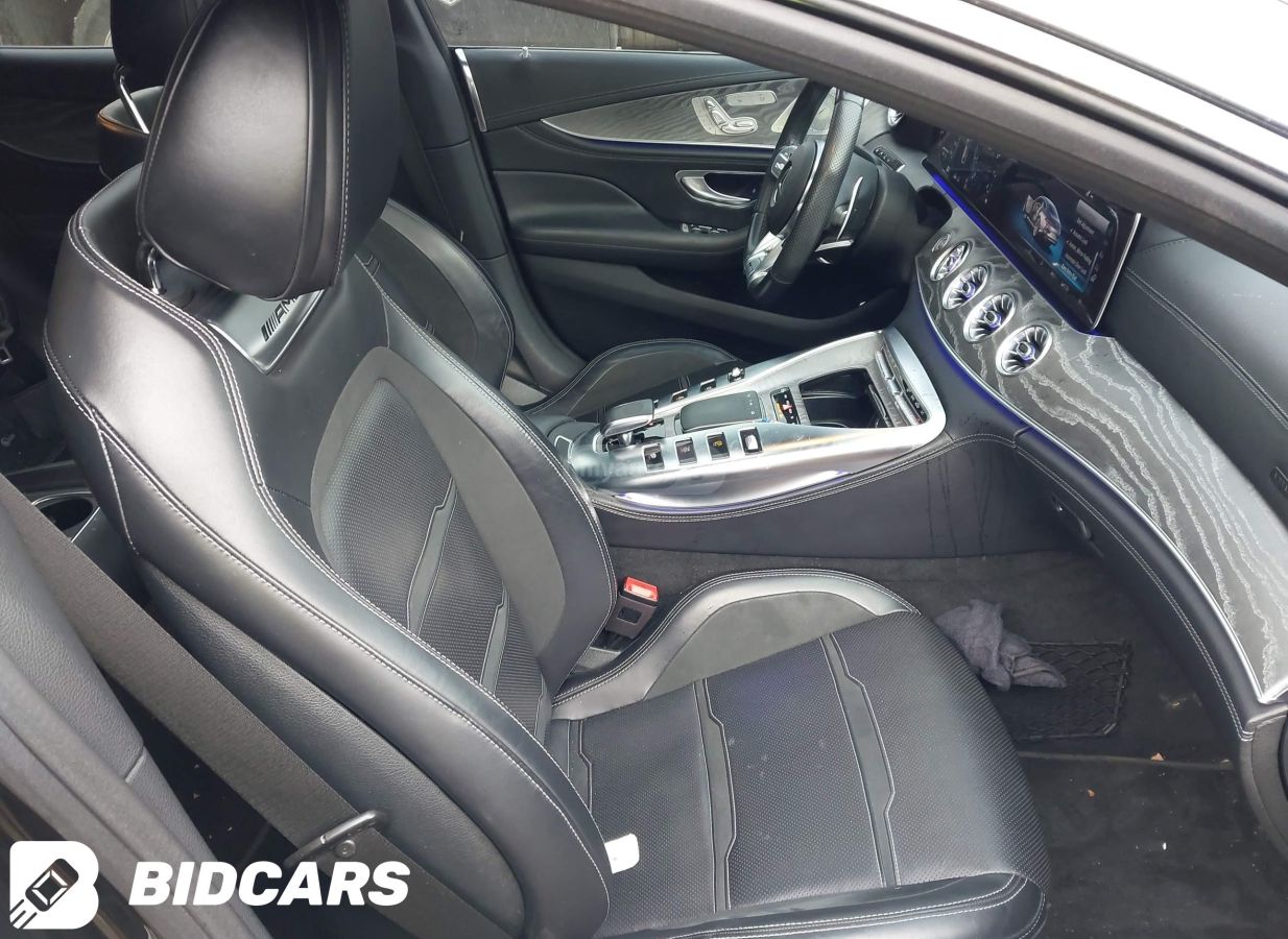 Mercedes-Benz AMG GT 53 - фото 8