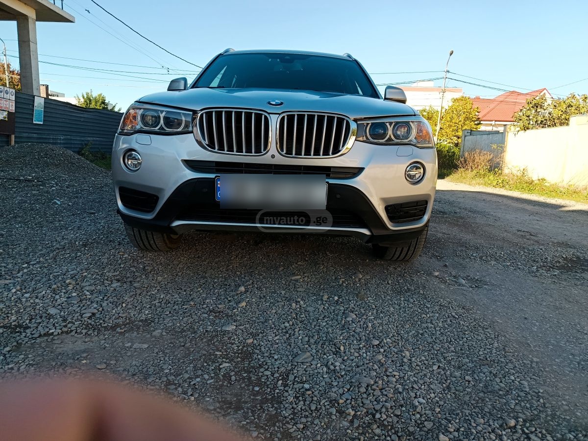 BMW X3 - фото 1