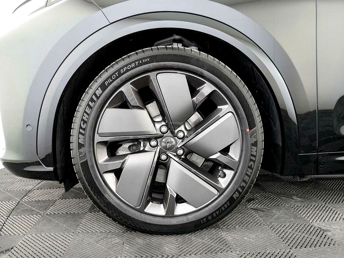 Lixiang L7 - фото 4