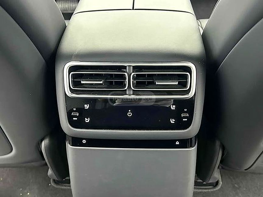 Lixiang L7 - фото 8