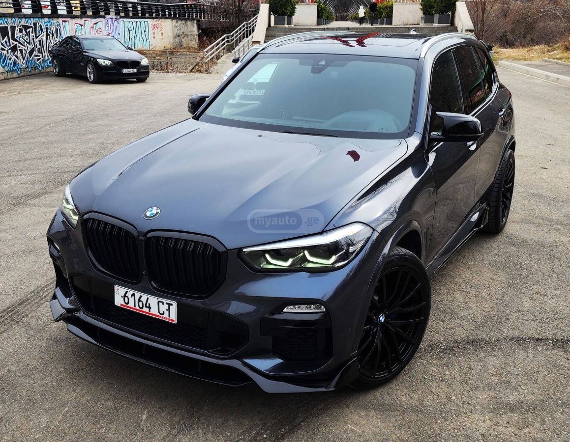 BMW xDrive40i 4dr All-Wheel Drive — миниатюра 4