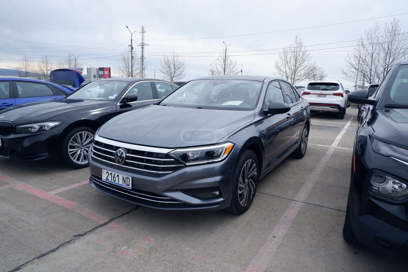 Volkswagen Jetta - фото 1