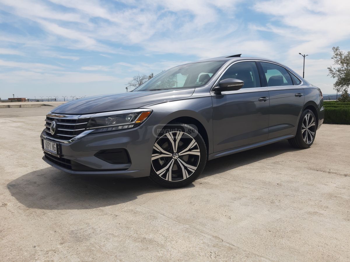 Volkswagen Passat - фото 3