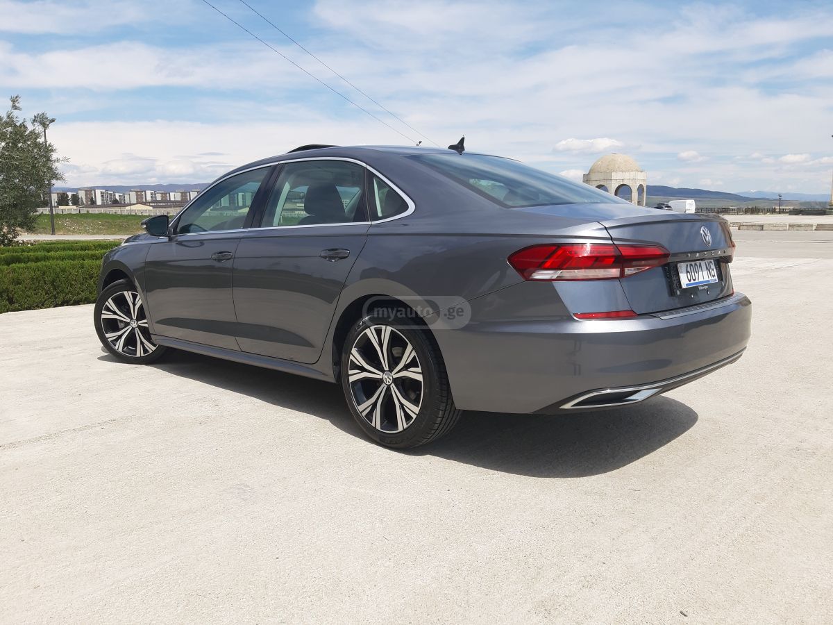 Volkswagen Passat - фото 4