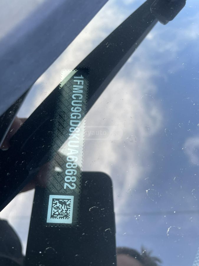 Ford Escape - фото 12