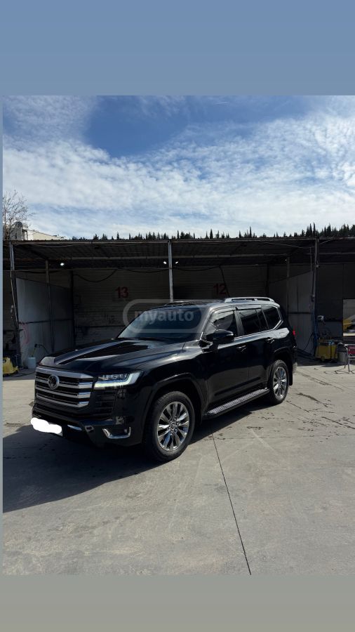 Toyota Land Cruiser - фото 1