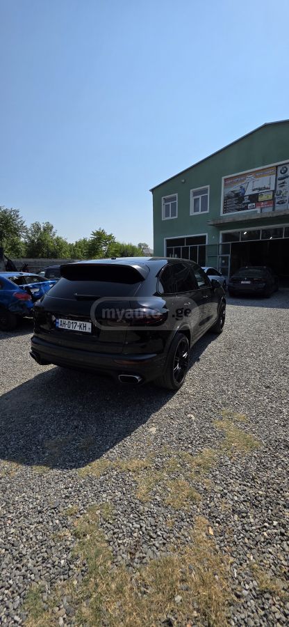 Porsche Cayenne - фото 11