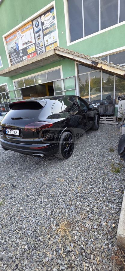 Porsche Cayenne - фото 14