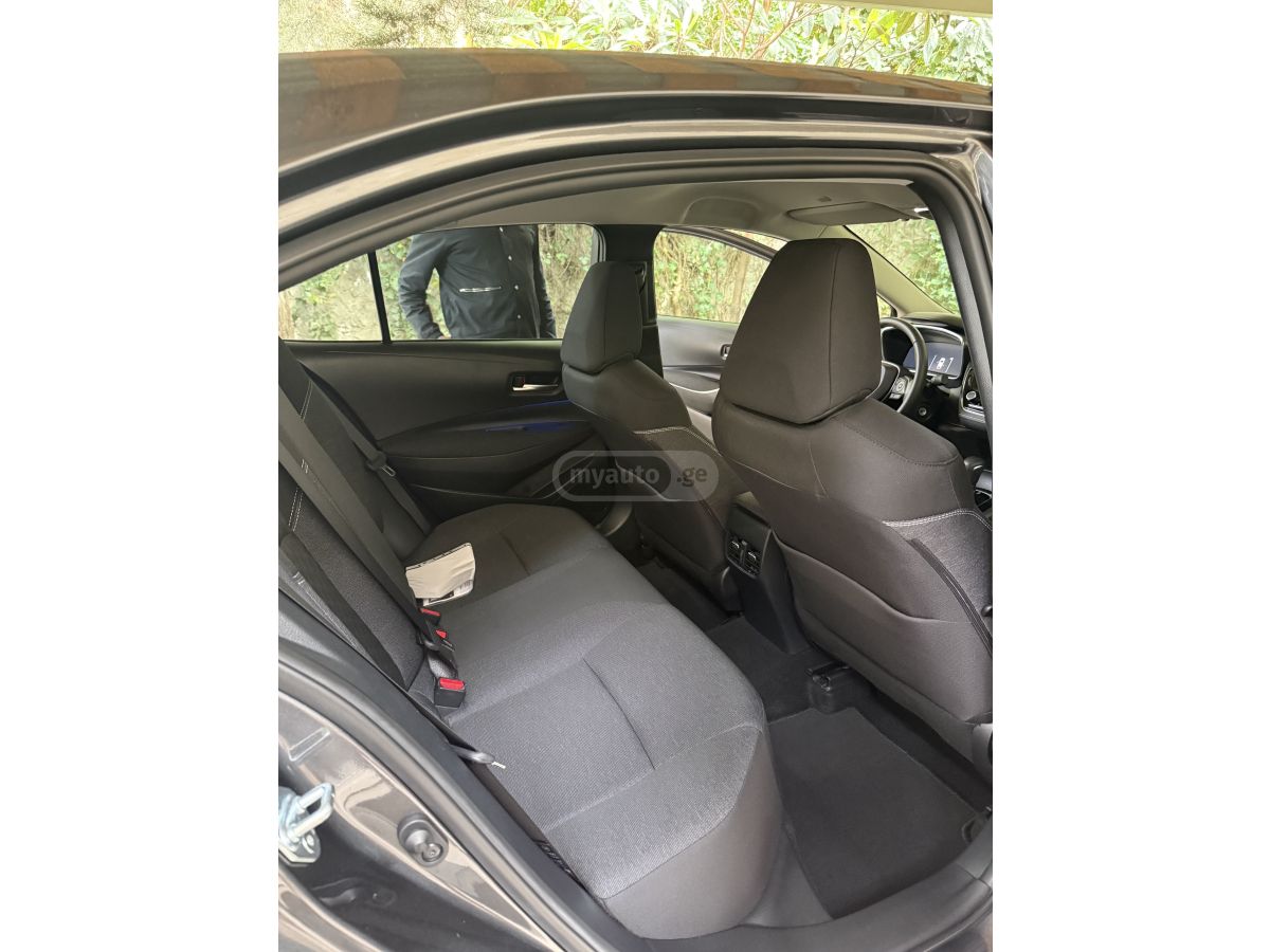 Toyota Corolla - фото 12