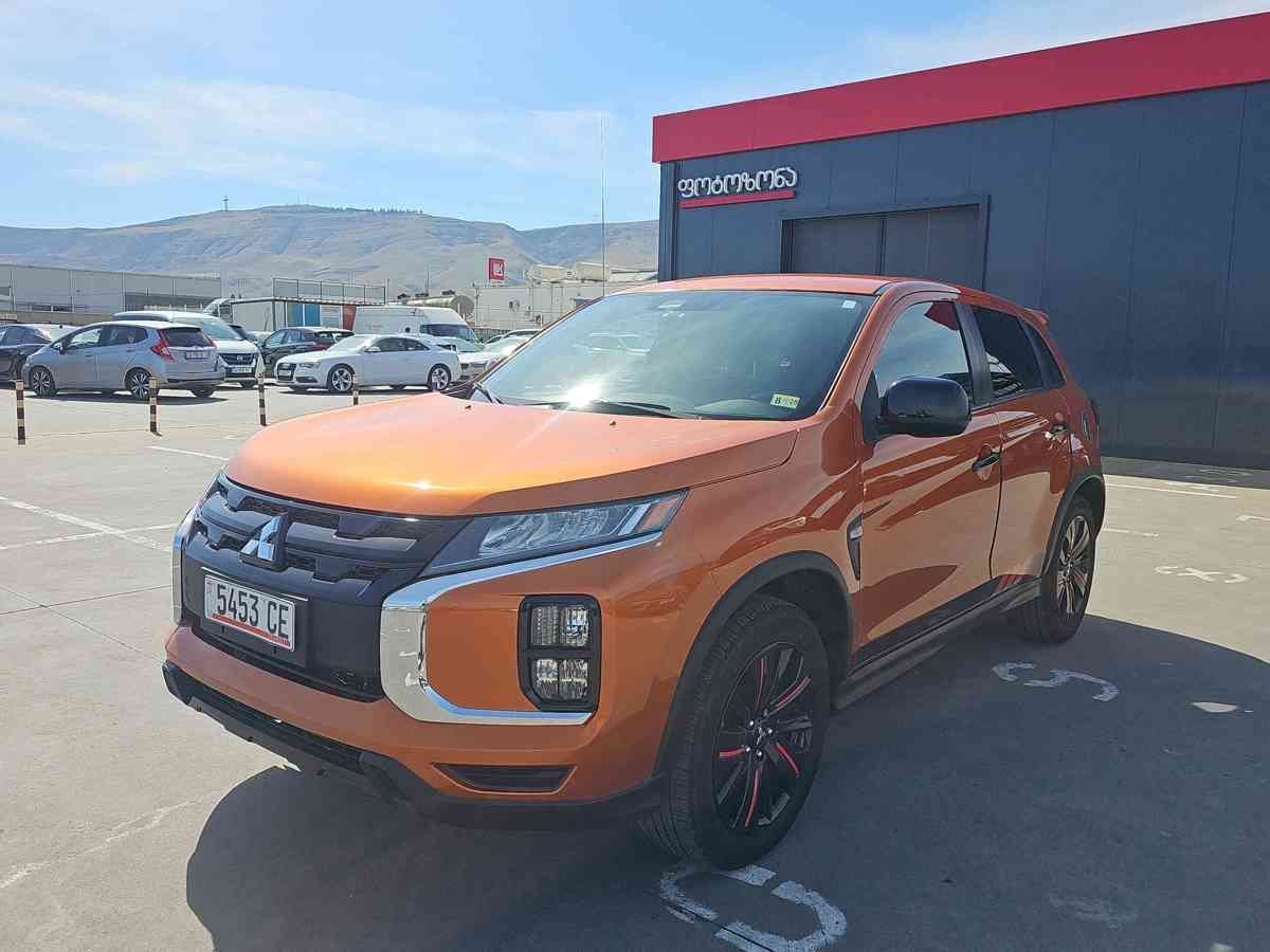 Mitsubishi Mitsubishi Outlander — миниатюра 1