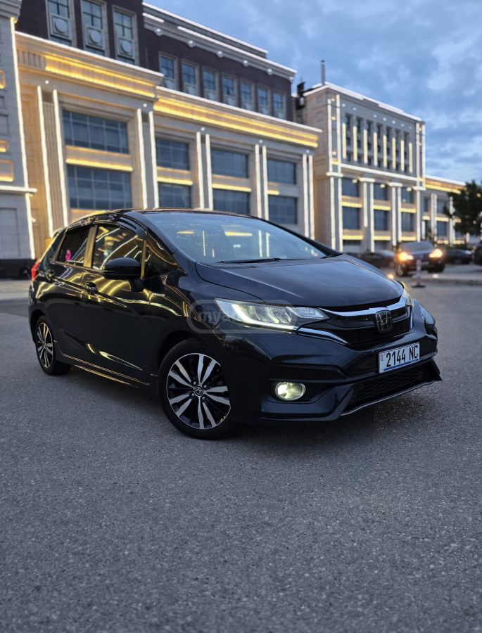 Honda FIT - фото 3