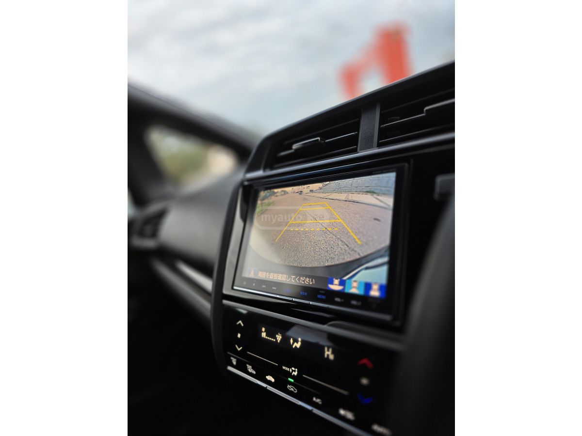 Honda FIT - фото 8