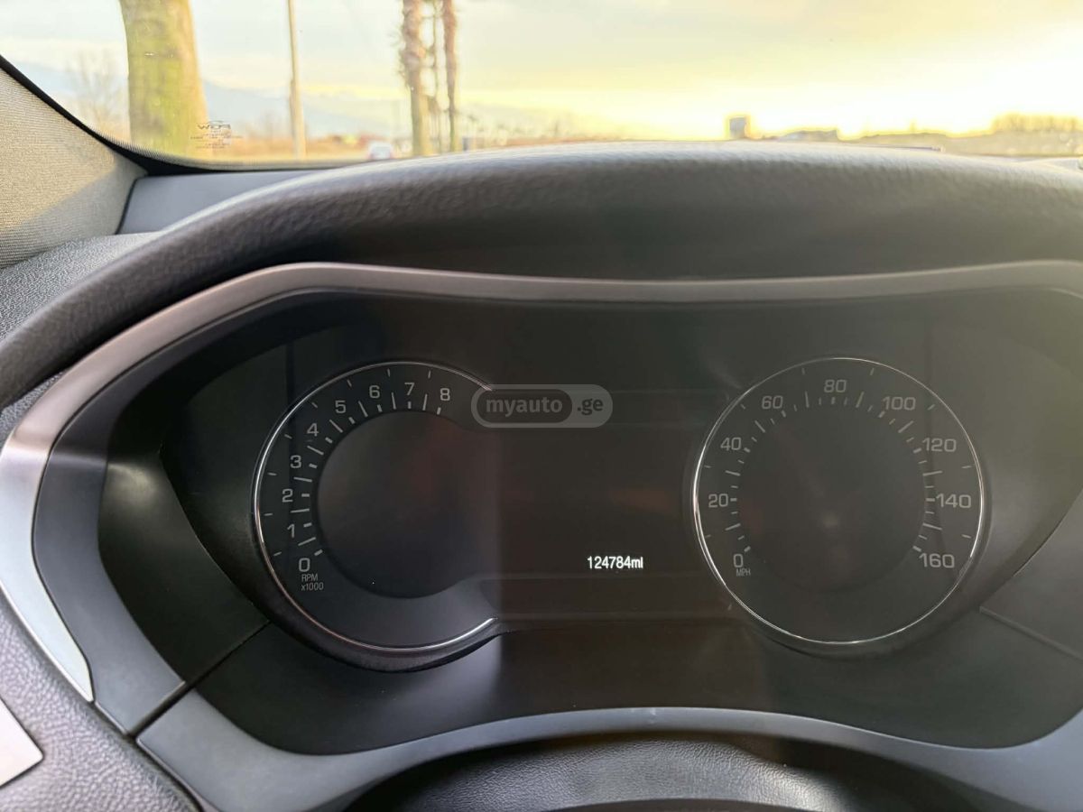 Lincoln MKZ - фото 10