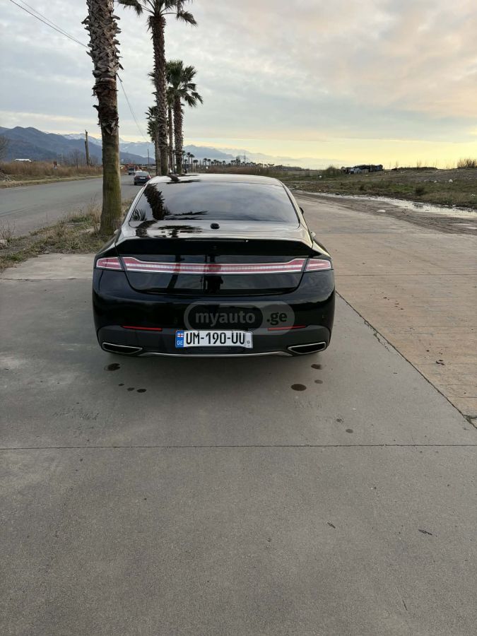 Lincoln MKZ - фото 4