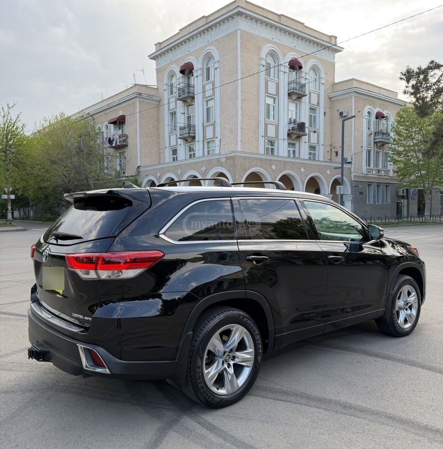 Toyota Highlander - фото 6