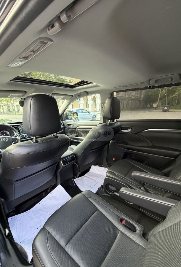 Toyota Highlander - фото 9