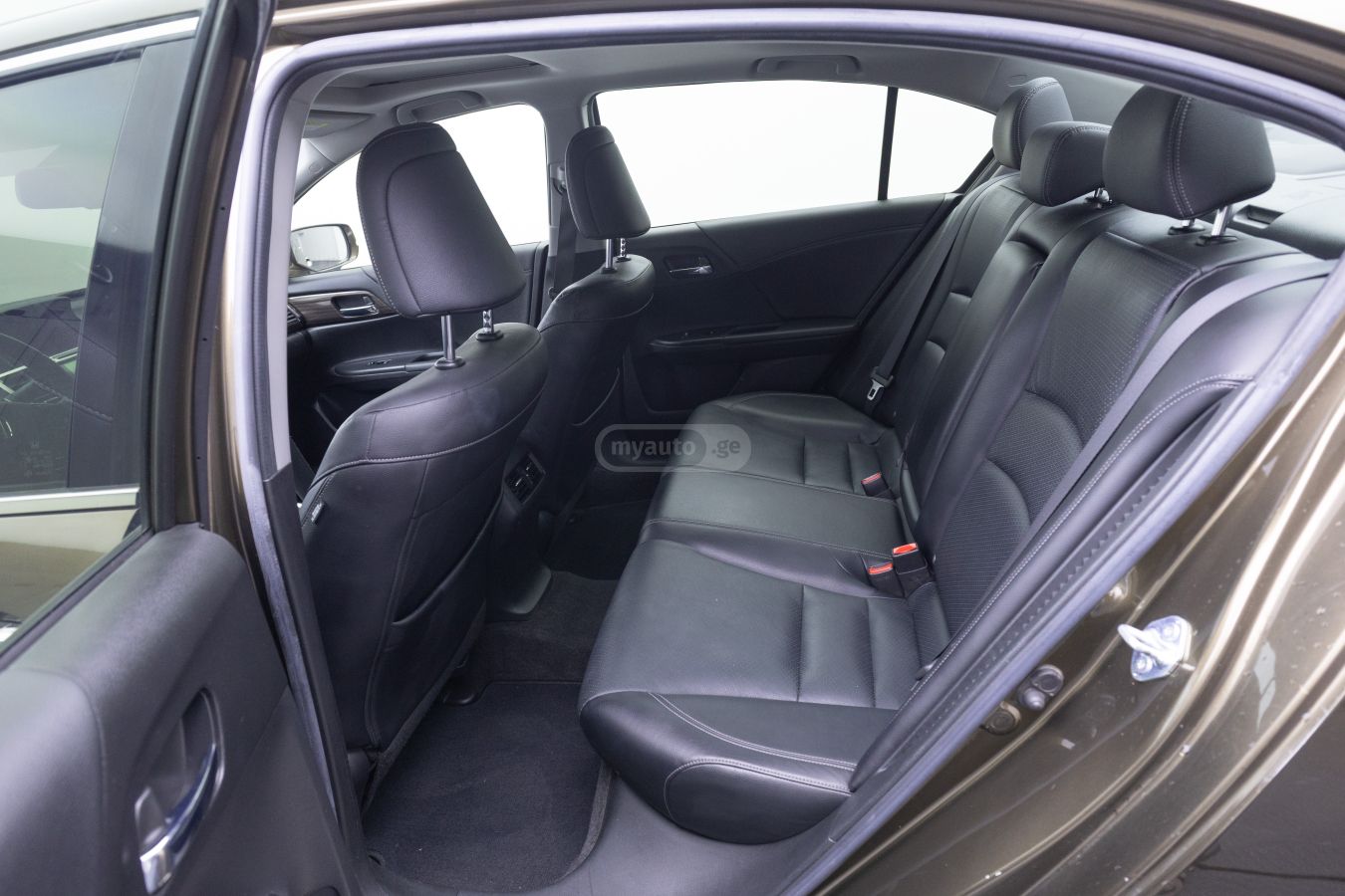 Honda Accord - фото 7