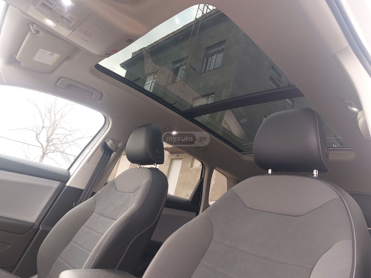 Volkswagen Taos - фото 11