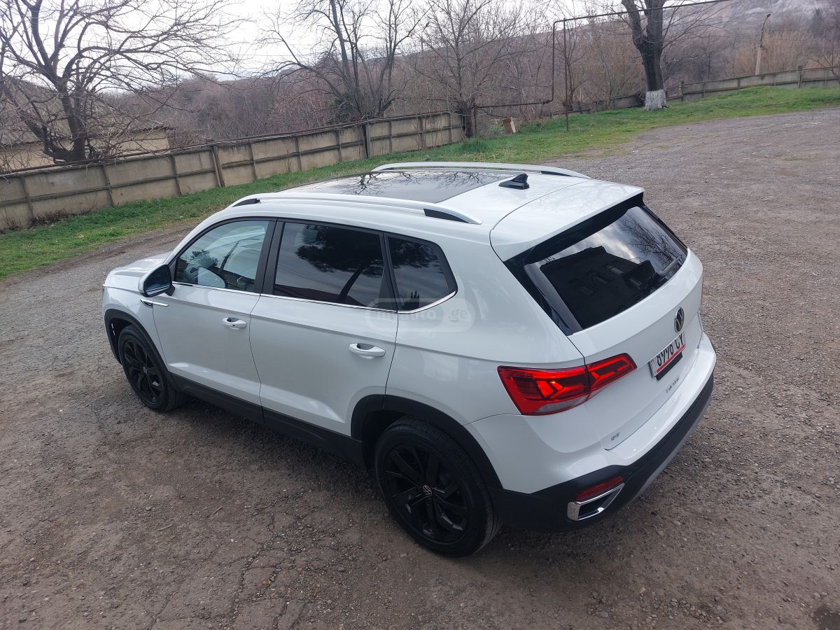 Volkswagen Taos - фото 9