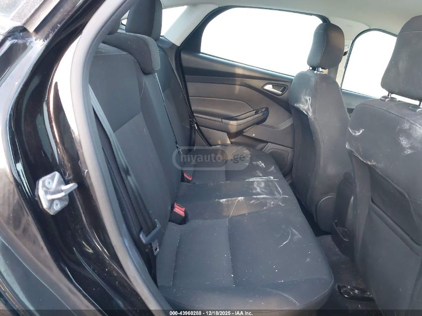 Ford Focus - фото 12