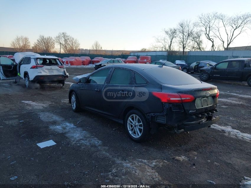 Ford Focus - фото 6