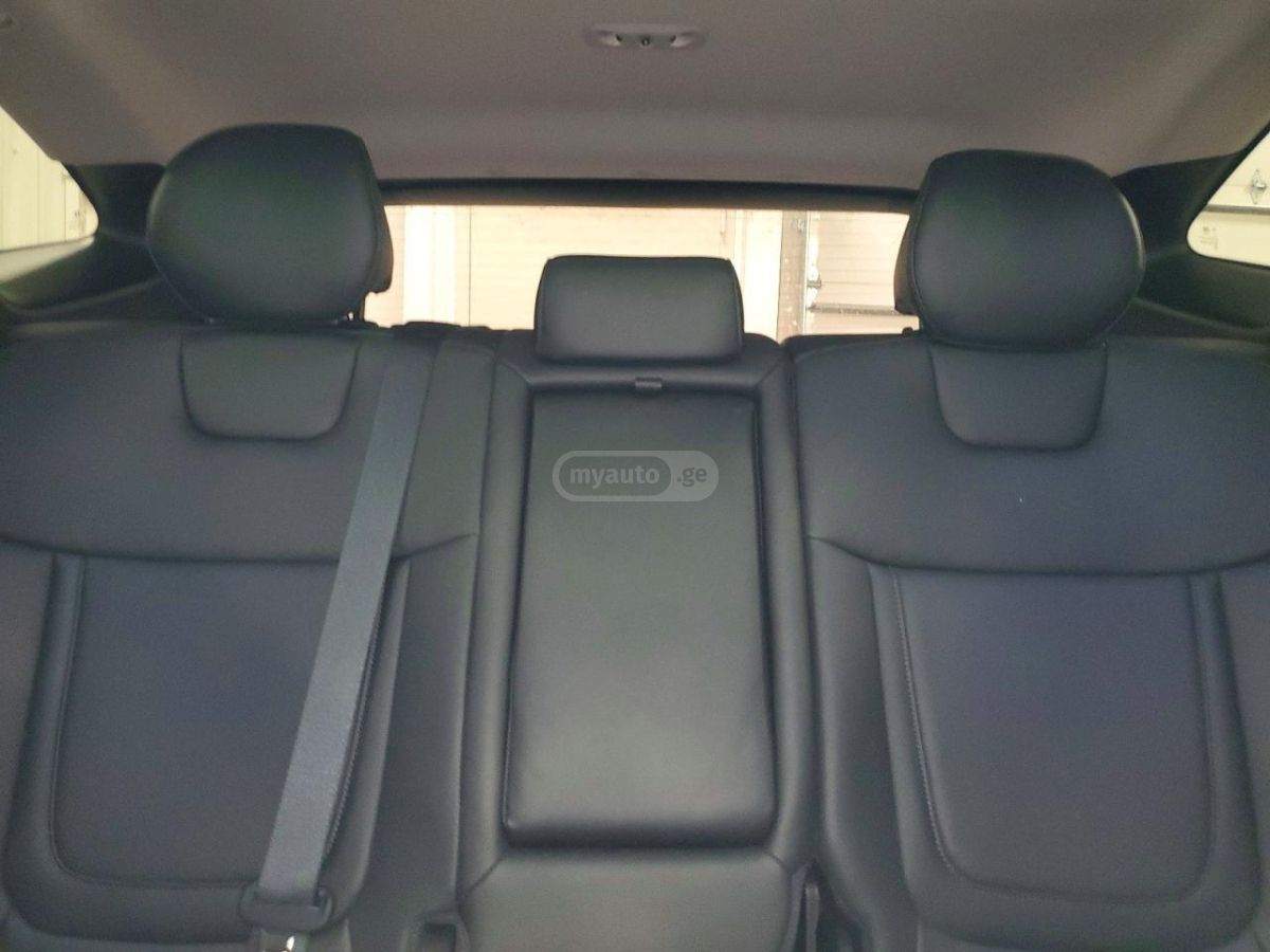 Hyundai Limited 4dr All-Wheel Drive Au — миниатюра 8