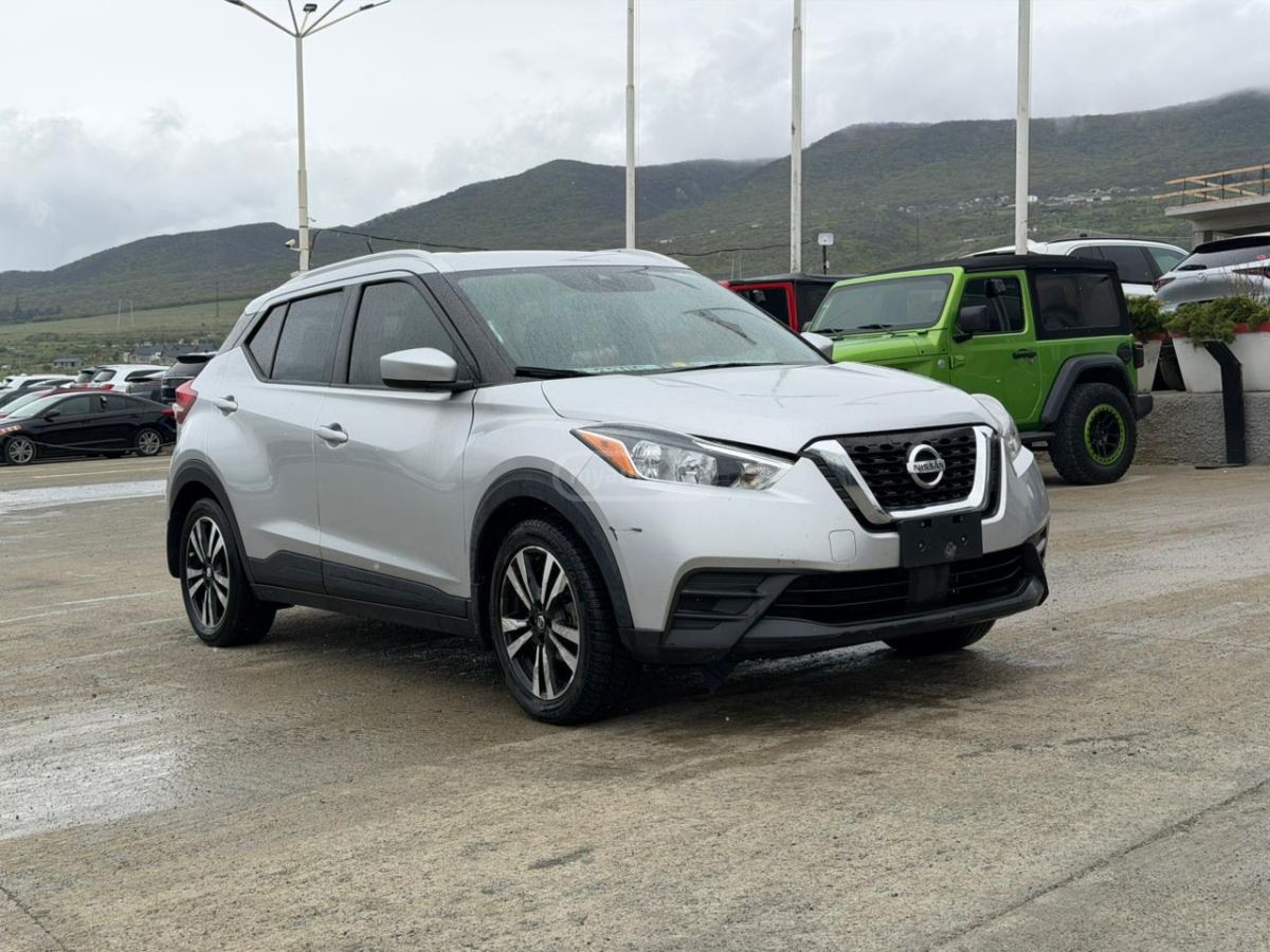 Nissan Kicks - фото 1