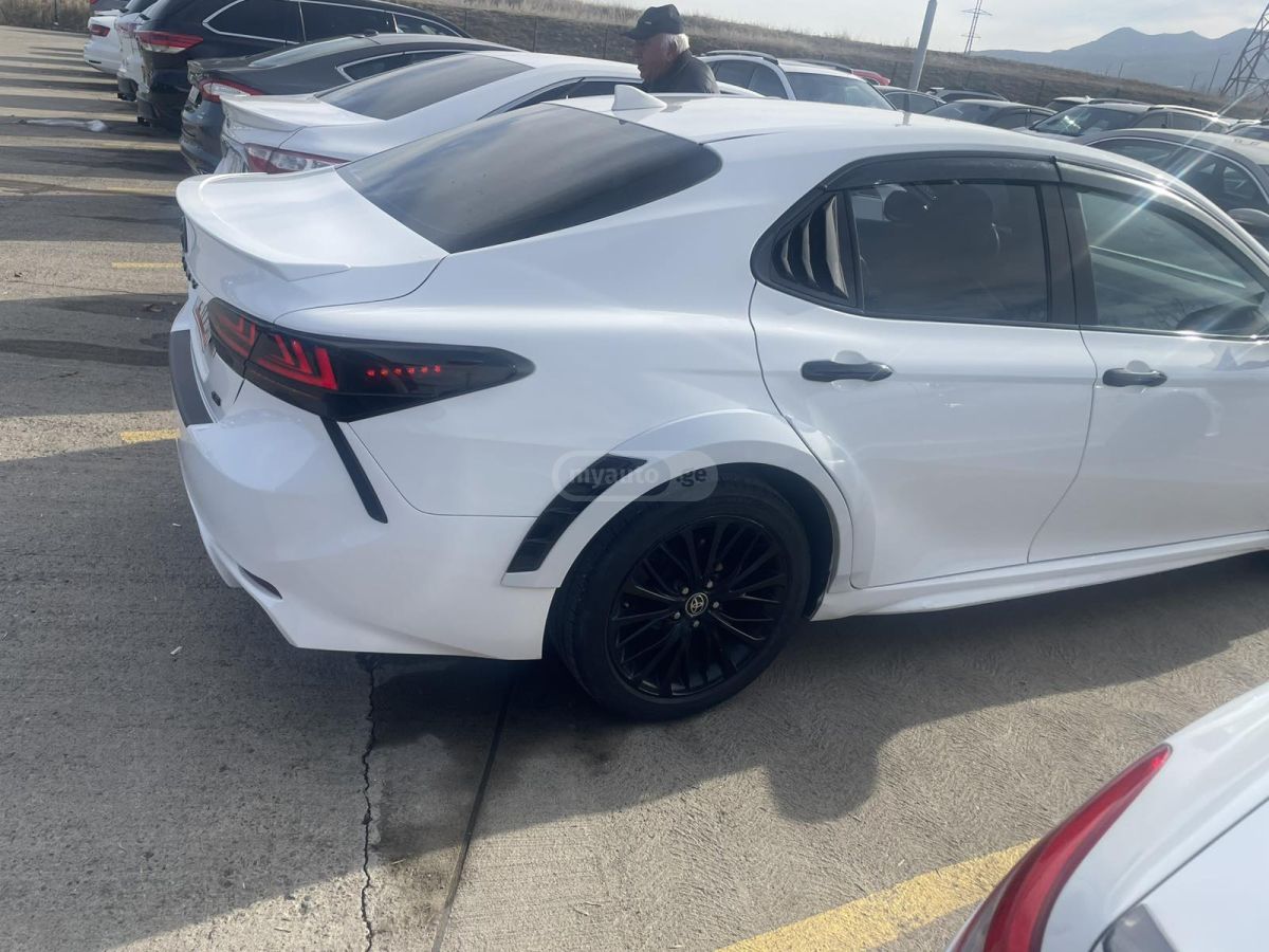 Toyota Camry - фото 13