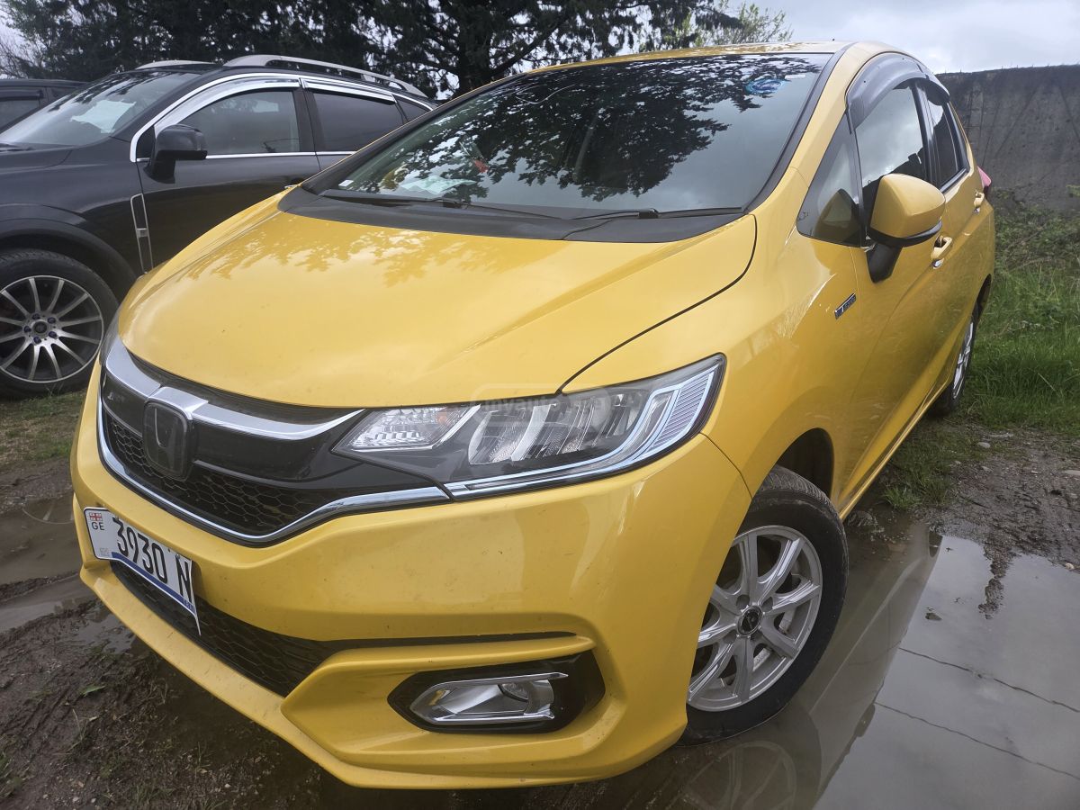 Honda FIT - фото 1