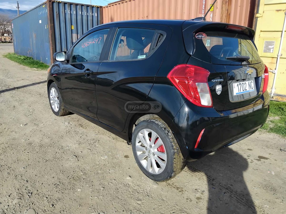 Chevrolet Spark - фото 7