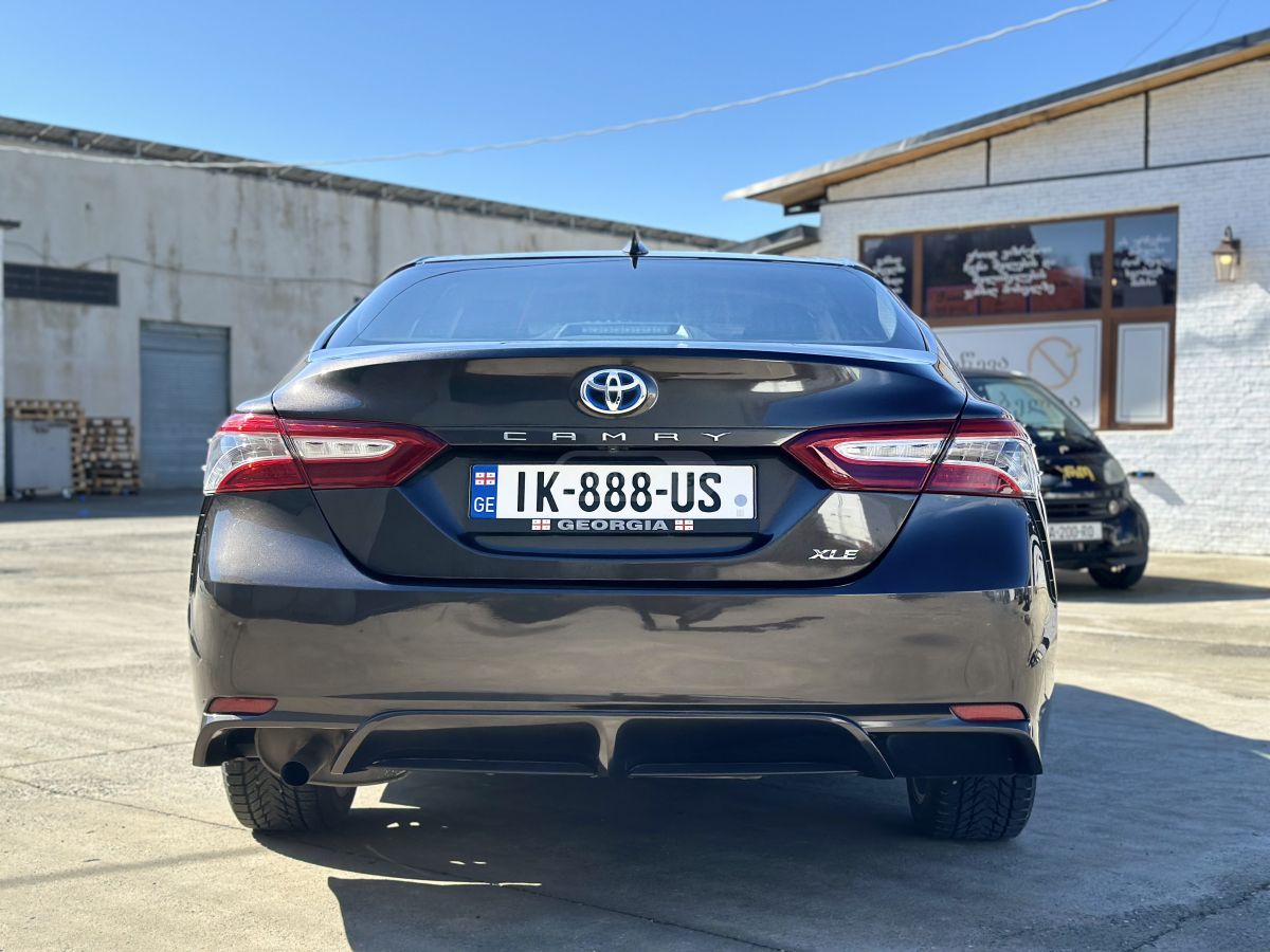 Toyota Camry - фото 6