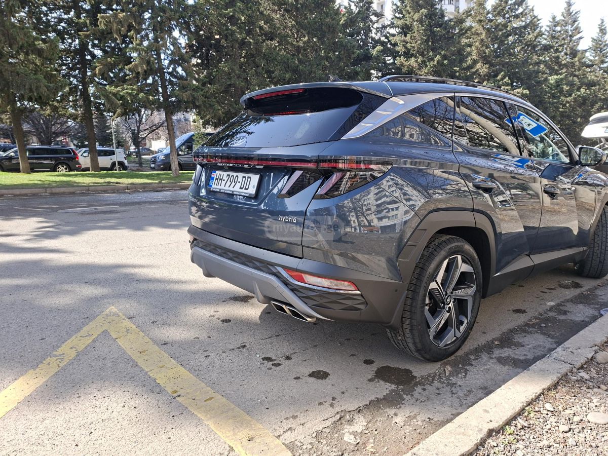 Hyundai Limited 4dr All-Wheel Drive Au — миниатюра 4