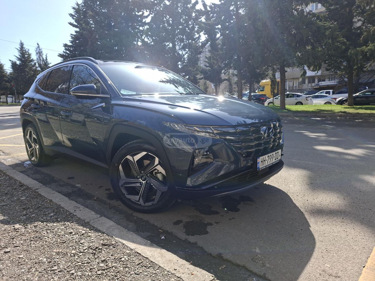 Hyundai Limited 4dr All-Wheel Drive Au — миниатюра 5