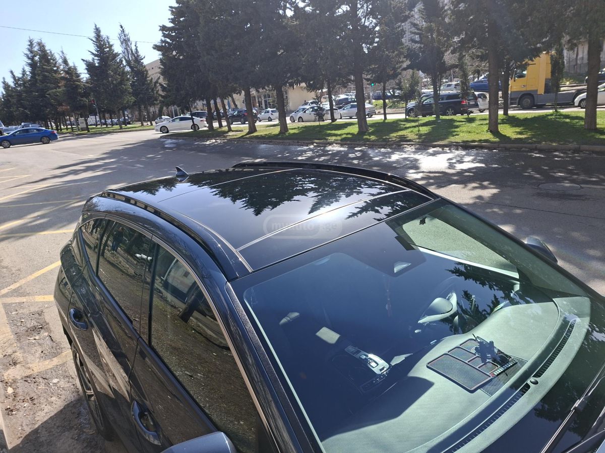 Hyundai Limited 4dr All-Wheel Drive Au — миниатюра 6