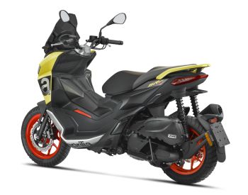 Aprilia SR GT 200 