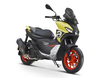 Aprilia SR GT 200 