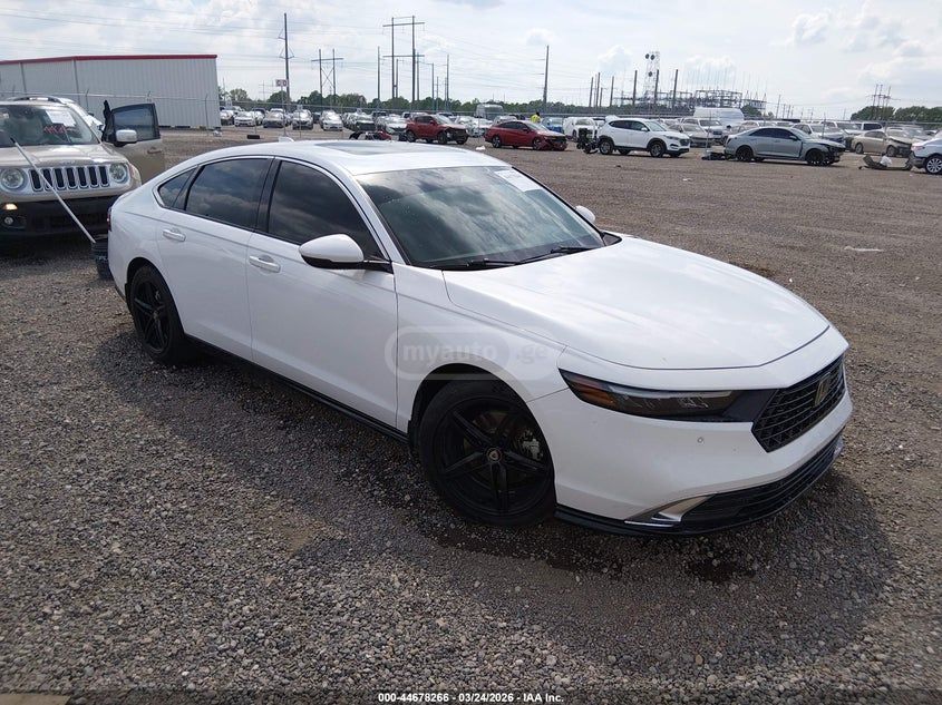 Honda Accord - фото 1