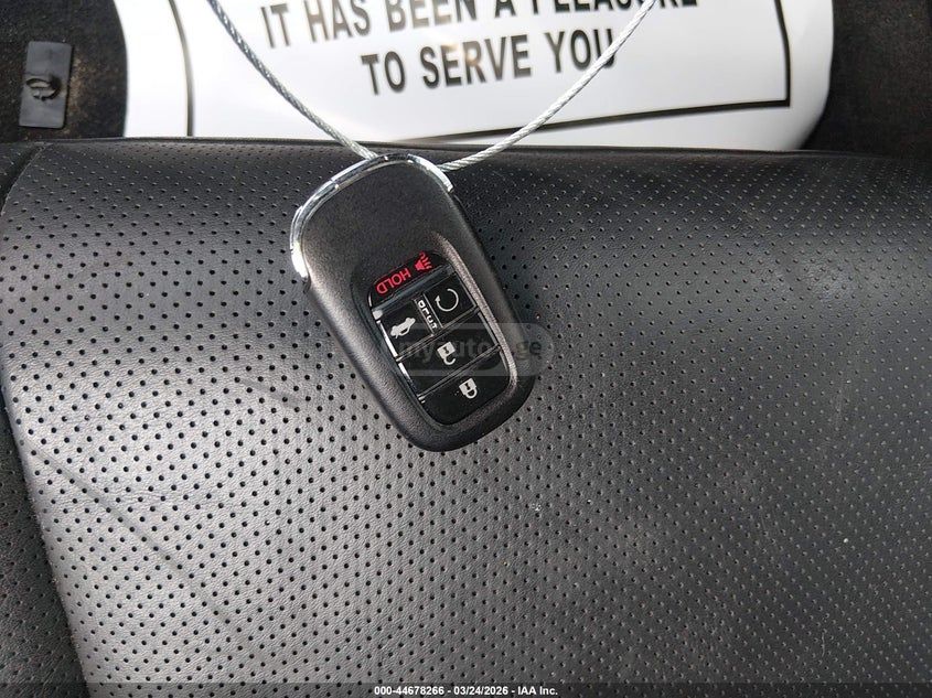 Honda Accord - фото 11