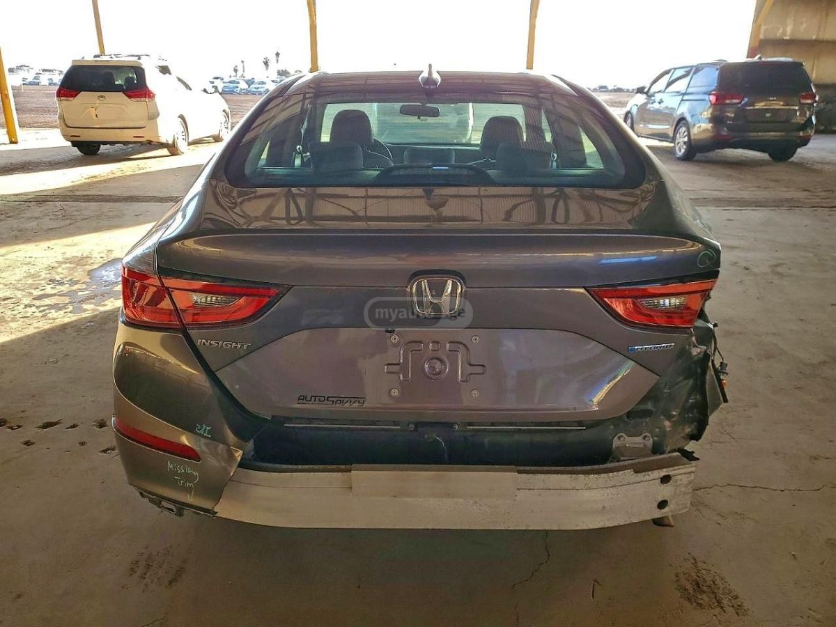 Honda Insight - фото 6