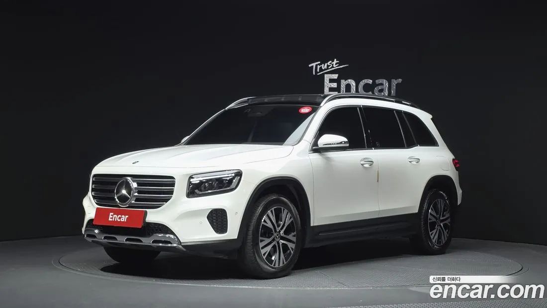 Mercedes-Benz GLB 35 AMG 2024 — миниатюра 1