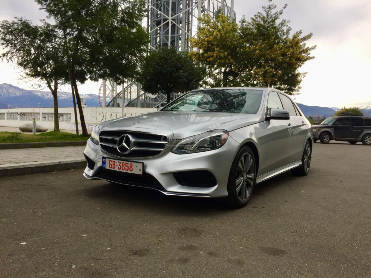 Mercedes-Benz E 350 - фото 1