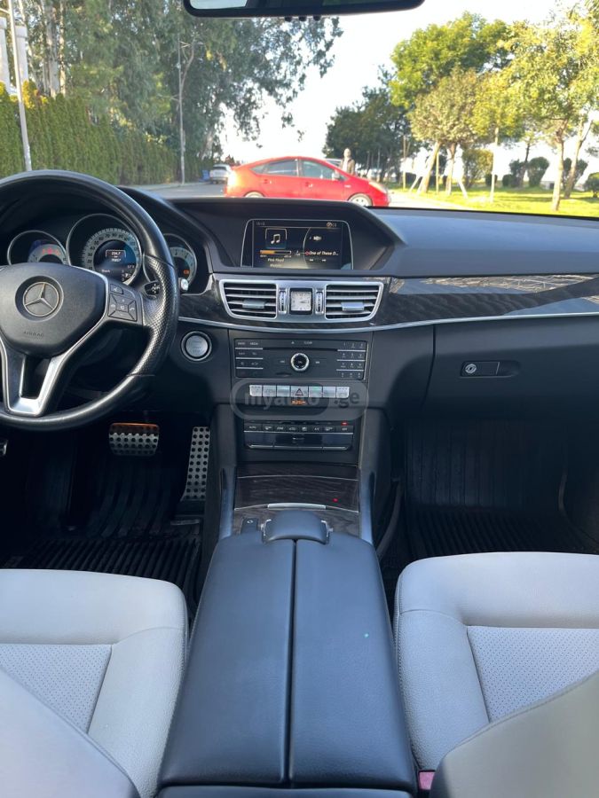 Mercedes-Benz E 350 - фото 11