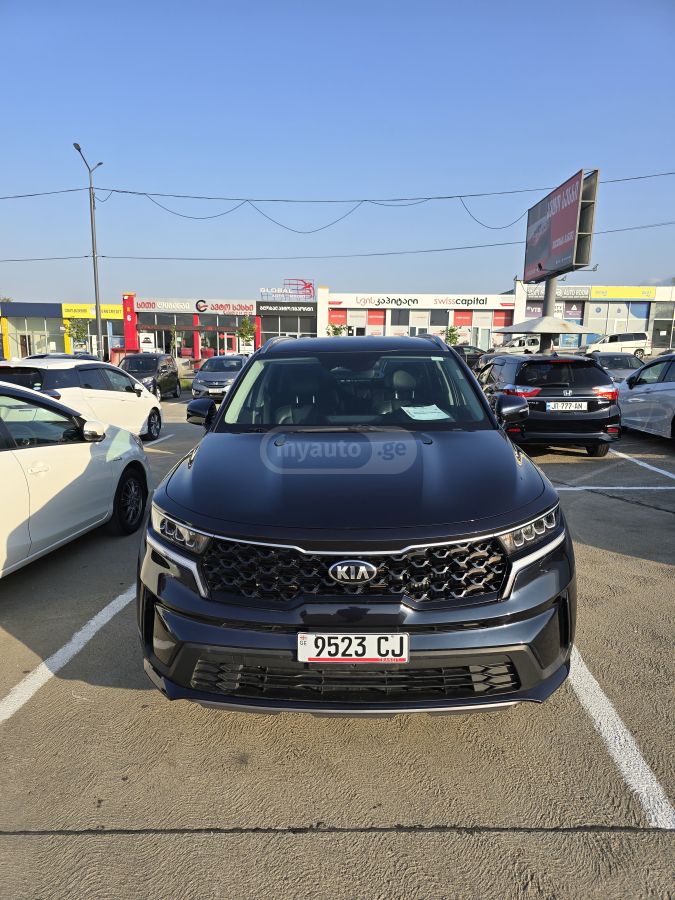 Kia Sorento - фото 1