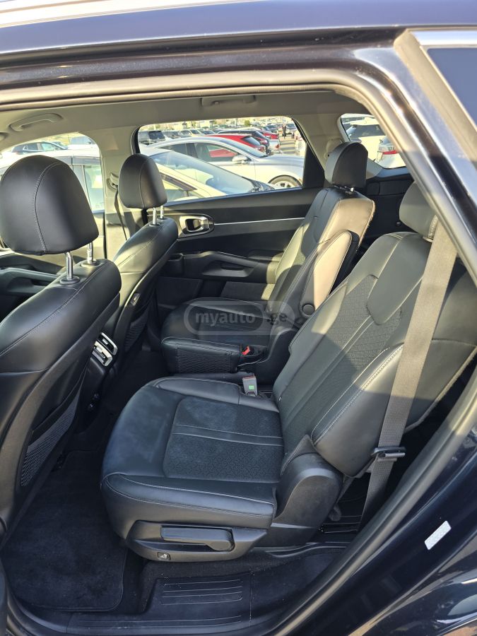 Kia Sorento - фото 9