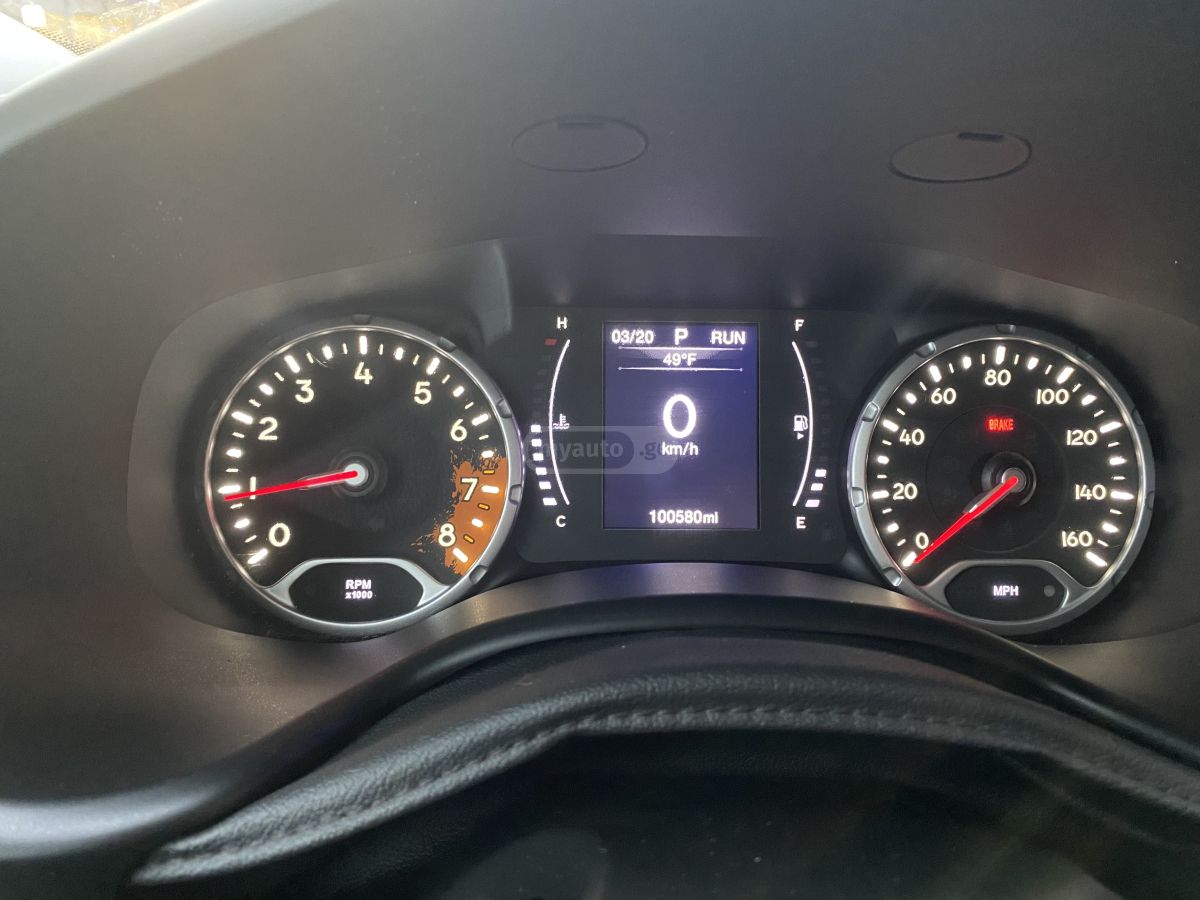 Jeep Renegade - фото 10