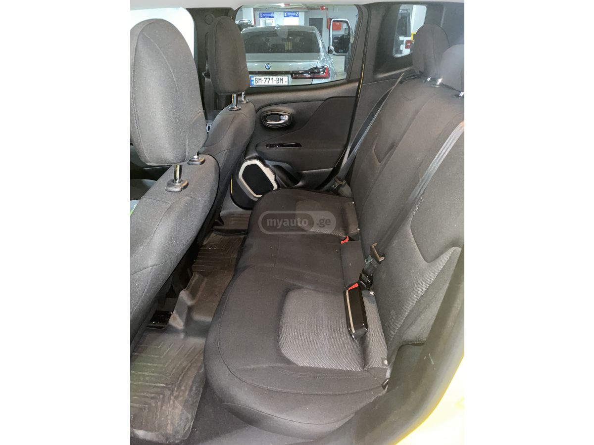 Jeep Renegade - фото 8