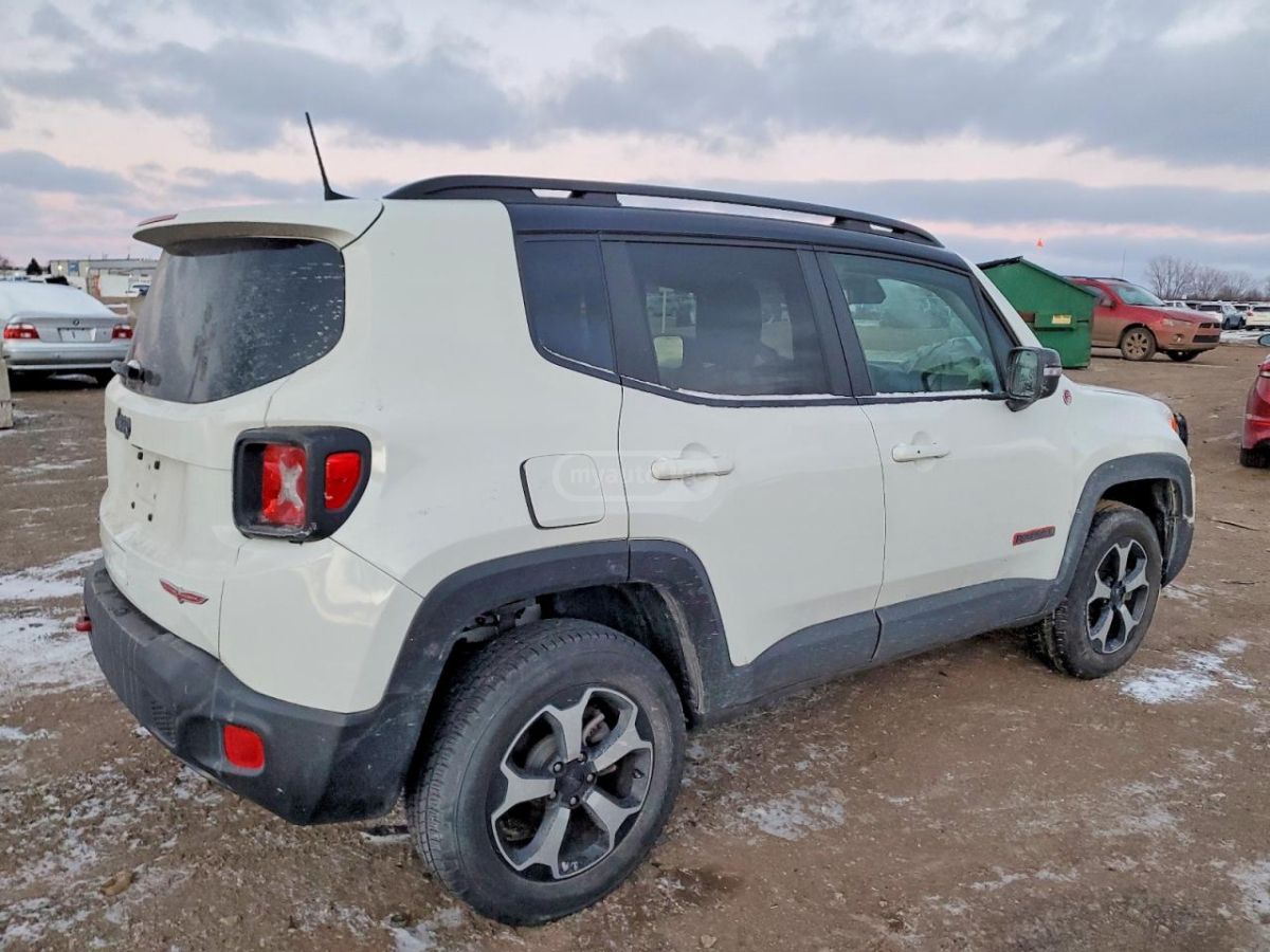 Jeep Renegade - фото 3