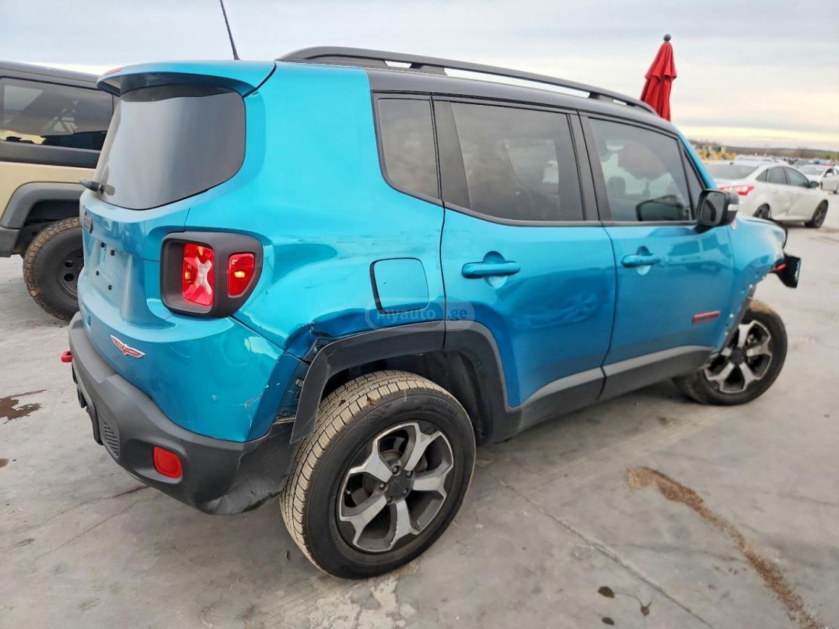 Jeep Renegade - фото 3