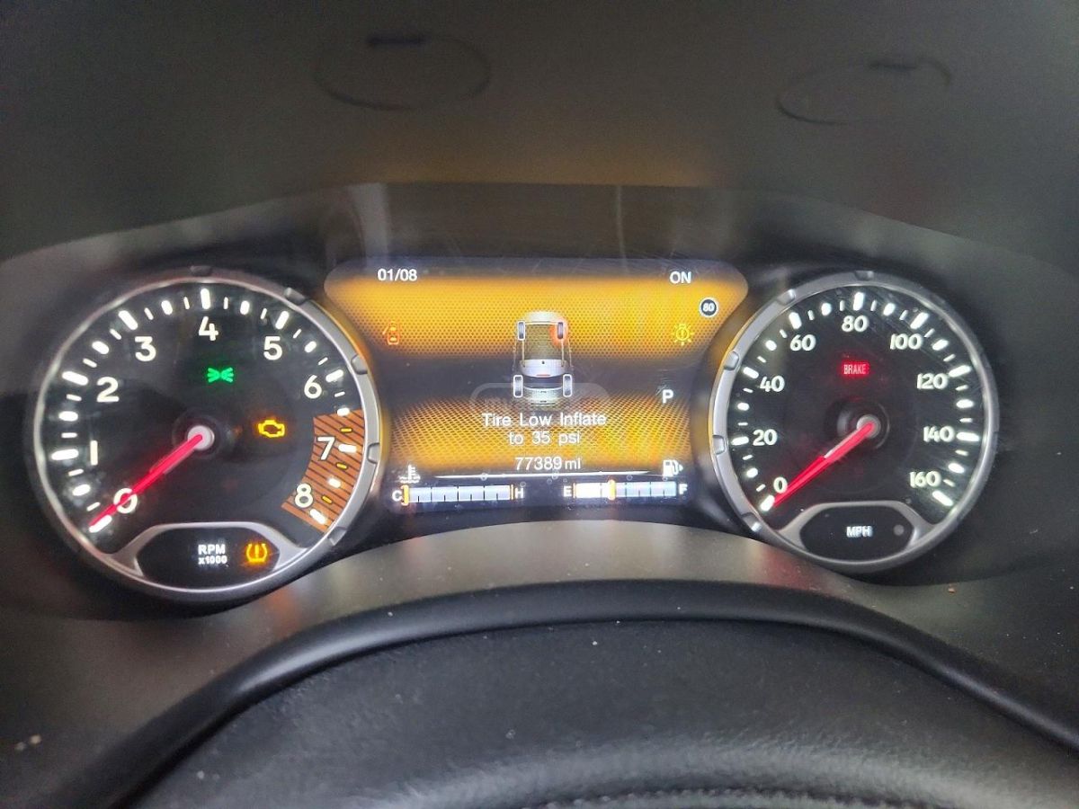 Jeep Renegade - фото 9