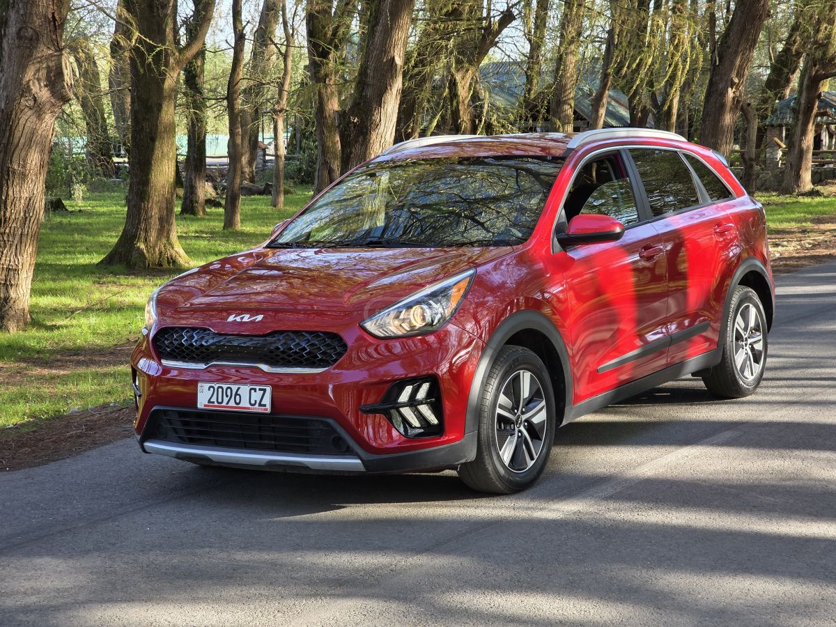 Kia Niro - фото 1